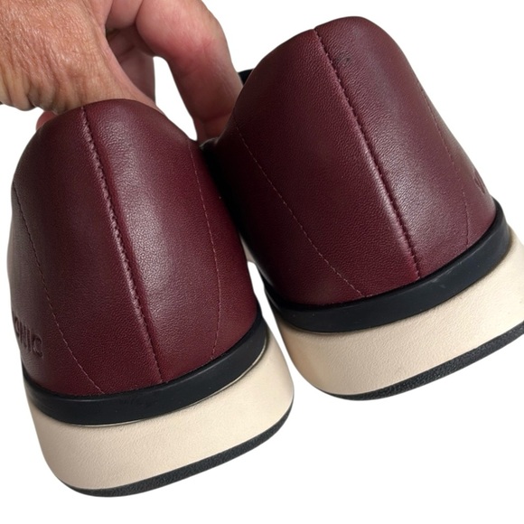 EUC Vionic Leather Cameo Slip-On Sneakers Wine Camo Size 11 Retail $129 - Picture 5 of 9